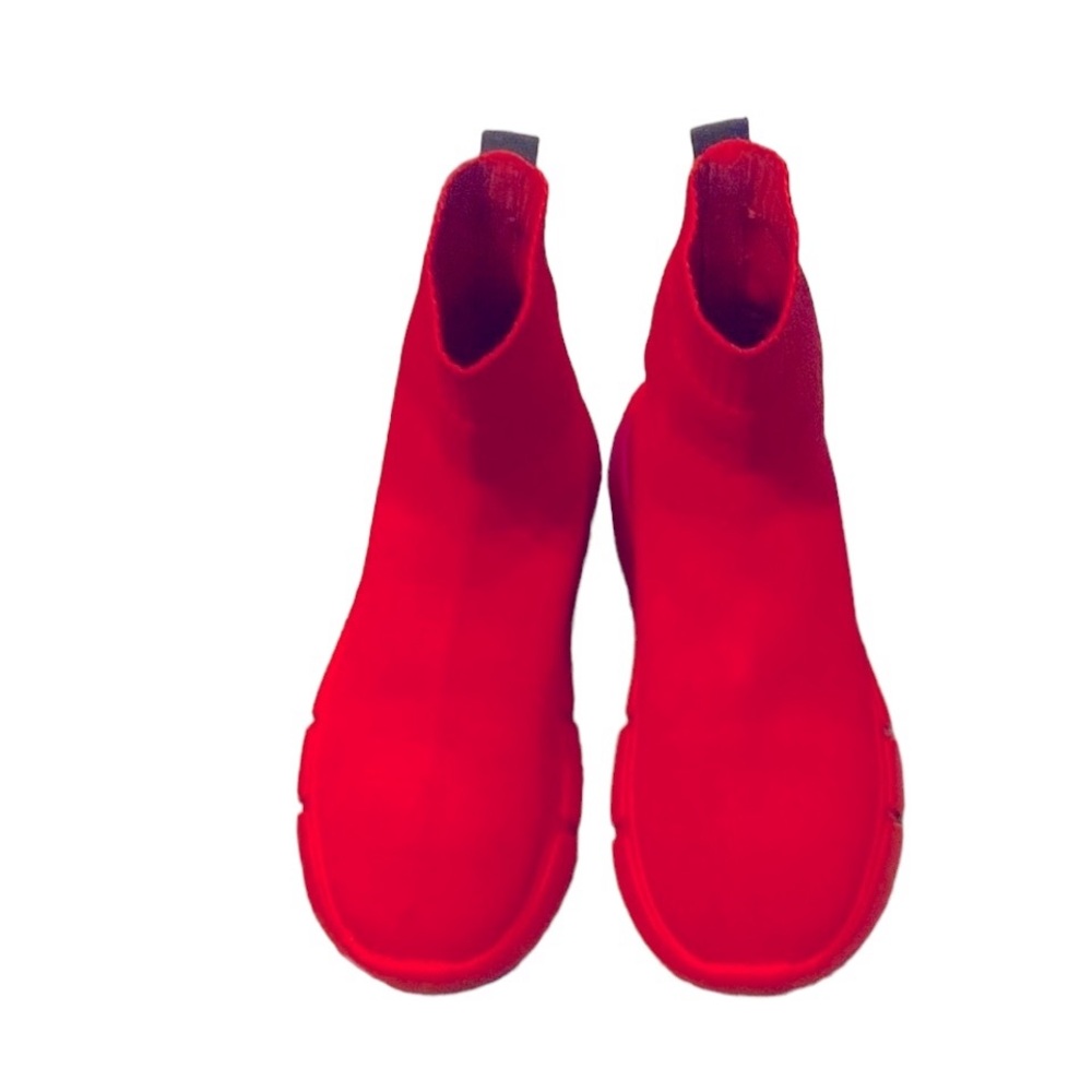 Aldo Sneakers free red fuzzy hoodie with purchase size M